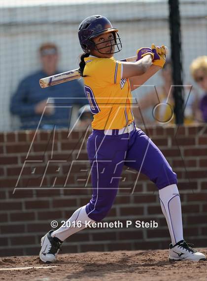Thumbnail 2 in Lutcher vs East Ascension (SCC Jamboree) photogallery.