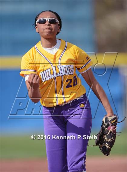 Thumbnail 3 in Lutcher vs East Ascension (SCC Jamboree) photogallery.