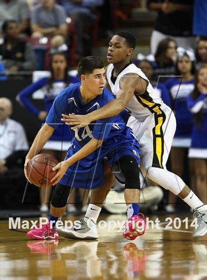 Thumbnail 1 in Bishop O'Dowd vs. Capital Christian (CIF NorCal Regional Open Division Final) photogallery.