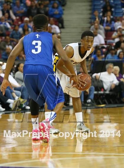 Thumbnail 2 in Bishop O'Dowd vs. Capital Christian (CIF NorCal Regional Open Division Final) photogallery.