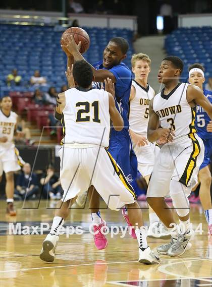 Thumbnail 1 in Bishop O'Dowd vs. Capital Christian (CIF NorCal Regional Open Division Final) photogallery.