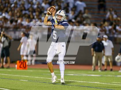 Thumbnail 1 in Central Catholic @ Holy Cross photogallery.