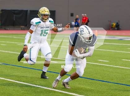 Thumbnail 3 in Central Catholic @ Holy Cross photogallery.
