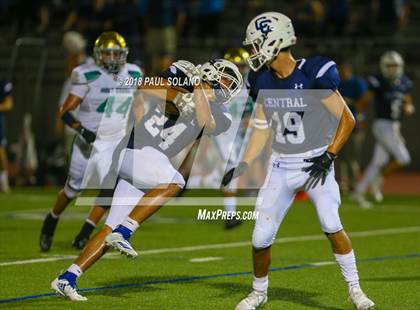 Thumbnail 3 in Central Catholic @ Holy Cross photogallery.