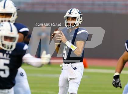 Thumbnail 2 in Central Catholic @ Holy Cross photogallery.