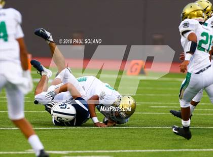 Thumbnail 2 in Central Catholic @ Holy Cross photogallery.