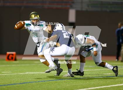 Thumbnail 2 in Central Catholic @ Holy Cross photogallery.
