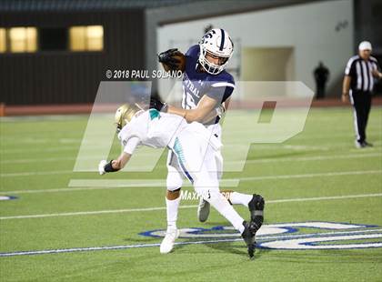 Thumbnail 3 in Central Catholic @ Holy Cross photogallery.