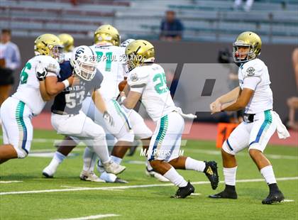 Thumbnail 3 in Central Catholic @ Holy Cross photogallery.