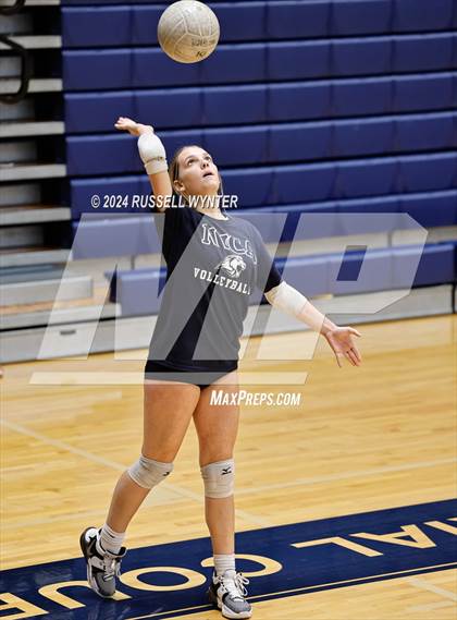 Thumbnail 3 in North Valley Christian Academy vs. Madison Highland Prep photogallery.