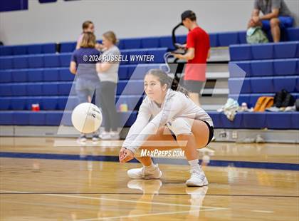 Thumbnail 3 in North Valley Christian Academy vs. Madison Highland Prep photogallery.