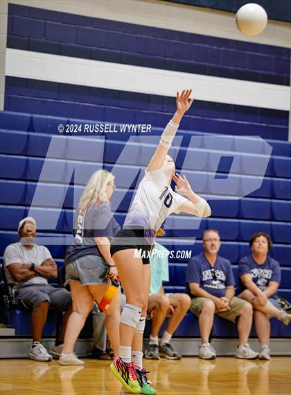 Thumbnail 3 in North Valley Christian Academy vs. Madison Highland Prep photogallery.