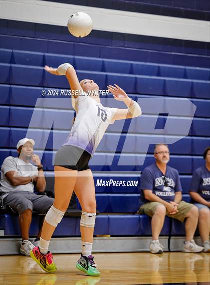 Thumbnail 2 in North Valley Christian Academy vs. Madison Highland Prep photogallery.