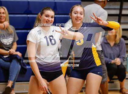 Thumbnail 3 in North Valley Christian Academy vs. Madison Highland Prep photogallery.