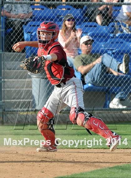 Thumbnail 2 in Oaks Christian vs. San Marino (CIF-SS D4 Second Round Playoff) photogallery.
