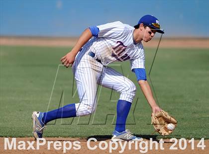 Thumbnail 3 in Oaks Christian vs. San Marino (CIF-SS D4 Second Round Playoff) photogallery.