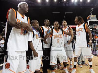 Thumbnail 1 in Dominguez vs. McClymonds (CIF State D1 Final) photogallery.