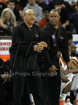 Thumbnail 1 in Dominguez vs. McClymonds (CIF State D1 Final) photogallery.