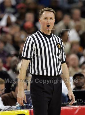 Thumbnail 2 in Dominguez vs. McClymonds (CIF State D1 Final) photogallery.