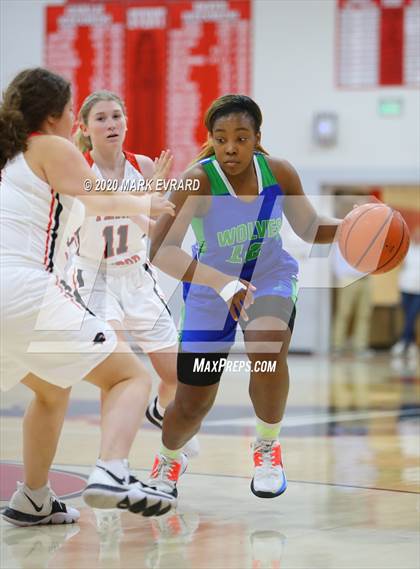 Thumbnail 3 in Park Tudor @ Providence Cristo Rey photogallery.