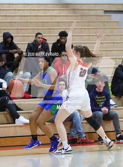 Thumbnail 3 in Park Tudor @ Providence Cristo Rey photogallery.