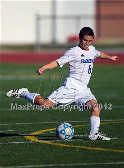 Thumbnail 3 in Friendswood vs Pasadena Memorial (Friendswood Invitational) photogallery.