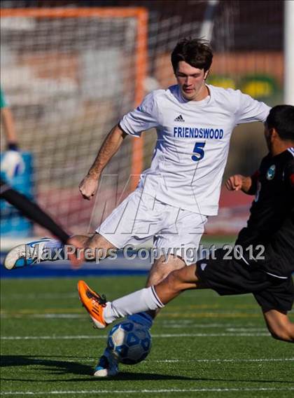 Thumbnail 1 in Friendswood vs Pasadena Memorial (Friendswood Invitational) photogallery.