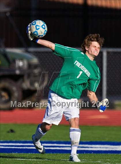 Thumbnail 2 in Friendswood vs Pasadena Memorial (Friendswood Invitational) photogallery.