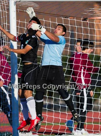 Thumbnail 1 in Friendswood vs Pasadena Memorial (Friendswood Invitational) photogallery.
