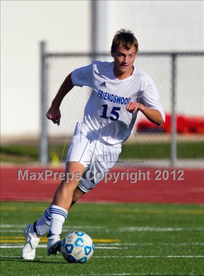 Thumbnail 1 in Friendswood vs Pasadena Memorial (Friendswood Invitational) photogallery.