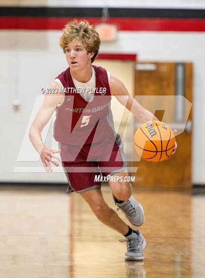 Thumbnail 1 in Porter-Gaud vs. Our Lady of Mount Carmel (Berean Christmas Showcase) photogallery.