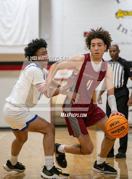 Thumbnail 3 in Porter-Gaud vs. Our Lady of Mount Carmel (Berean Christmas Showcase) photogallery.