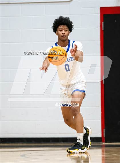 Thumbnail 2 in Porter-Gaud vs. Our Lady of Mount Carmel (Berean Christmas Showcase) photogallery.