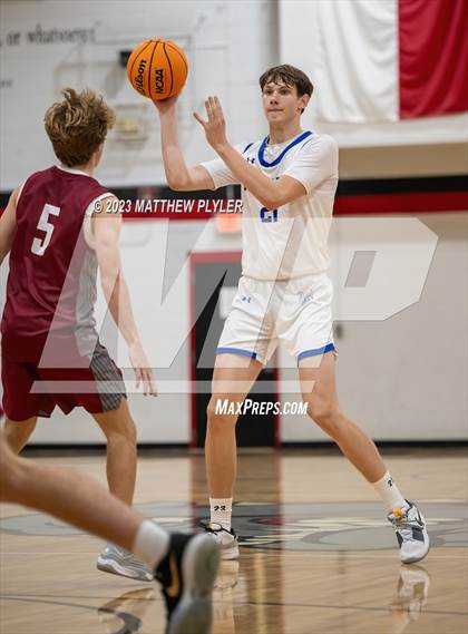 Thumbnail 2 in Porter-Gaud vs. Our Lady of Mount Carmel (Berean Christmas Showcase) photogallery.