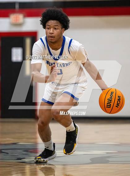 Thumbnail 3 in Porter-Gaud vs. Our Lady of Mount Carmel (Berean Christmas Showcase) photogallery.