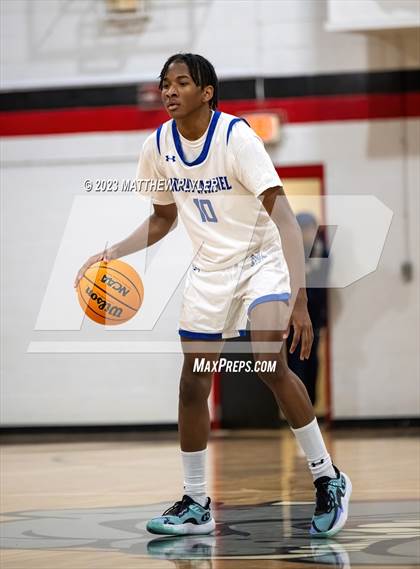 Thumbnail 3 in Porter-Gaud vs. Our Lady of Mount Carmel (Berean Christmas Showcase) photogallery.