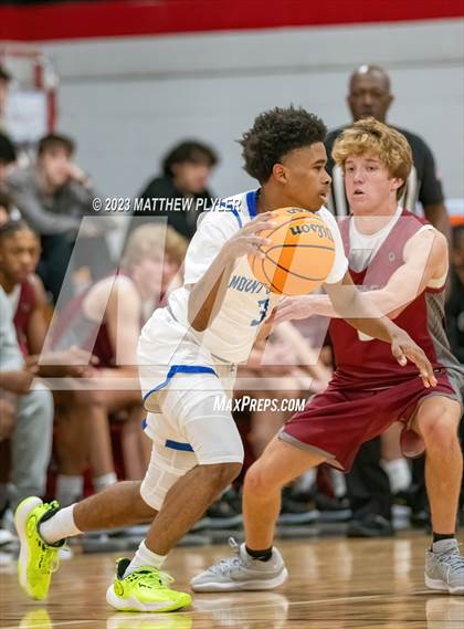 Thumbnail 2 in Porter-Gaud vs. Our Lady of Mount Carmel (Berean Christmas Showcase) photogallery.