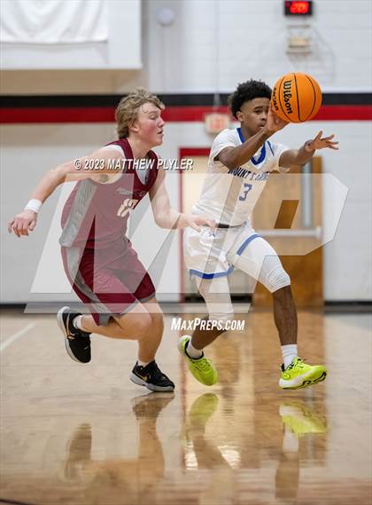 Thumbnail 3 in Porter-Gaud vs. Our Lady of Mount Carmel (Berean Christmas Showcase) photogallery.