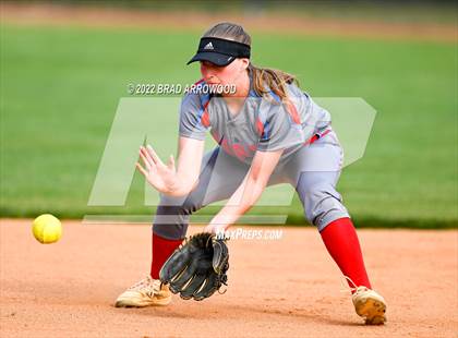 Thumbnail 2 in North Iredell @ East Lincoln photogallery.