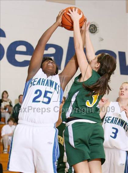 Thumbnail 1 in Broadwater Academy vs. Atlantic Shores Christian photogallery.