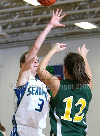 Thumbnail 2 in Broadwater Academy vs. Atlantic Shores Christian photogallery.