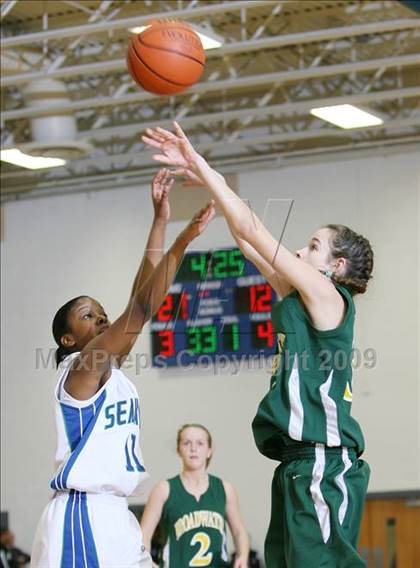 Thumbnail 1 in Broadwater Academy vs. Atlantic Shores Christian photogallery.