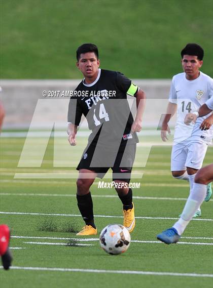 Thumbnail 1 in Sharpstown vs. Furr (UIL 5A Quarterfinal) photogallery.