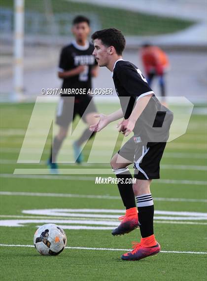 Thumbnail 2 in Sharpstown vs. Furr (UIL 5A Quarterfinal) photogallery.