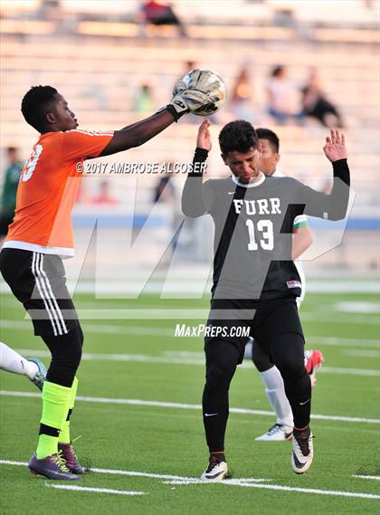 Thumbnail 2 in Sharpstown vs. Furr (UIL 5A Quarterfinal) photogallery.