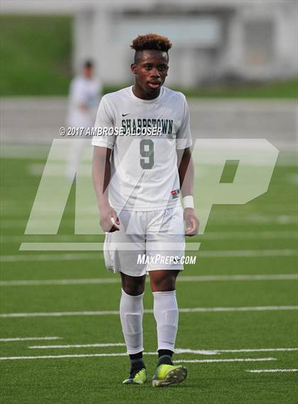 Thumbnail 2 in Sharpstown vs. Furr (UIL 5A Quarterfinal) photogallery.