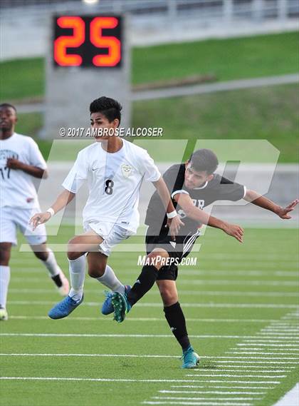Thumbnail 1 in Sharpstown vs. Furr (UIL 5A Quarterfinal) photogallery.