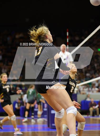 Thumbnail 3 in Resurrection Christian vs. Alamosa (CHSAA 3A State Championships Quarterfinal) photogallery.