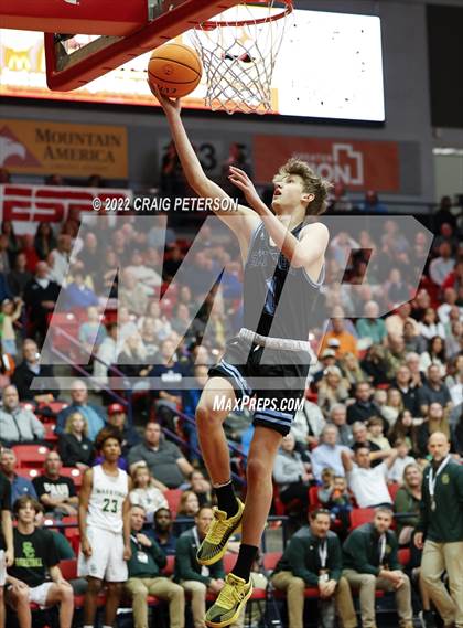 Thumbnail 1 in Sky View vs. Snow Canyon (UHSAA 4A Semifinal Playoff) photogallery.
