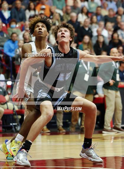 Thumbnail 3 in Sky View vs. Snow Canyon (UHSAA 4A Semifinal Playoff) photogallery.